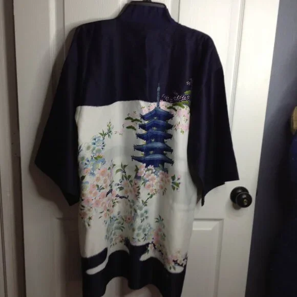 VTG Authentic Japanese Kimono IchiBan OS Handmade in Japan Satiny Floral Dreams - Picture 2 of 5